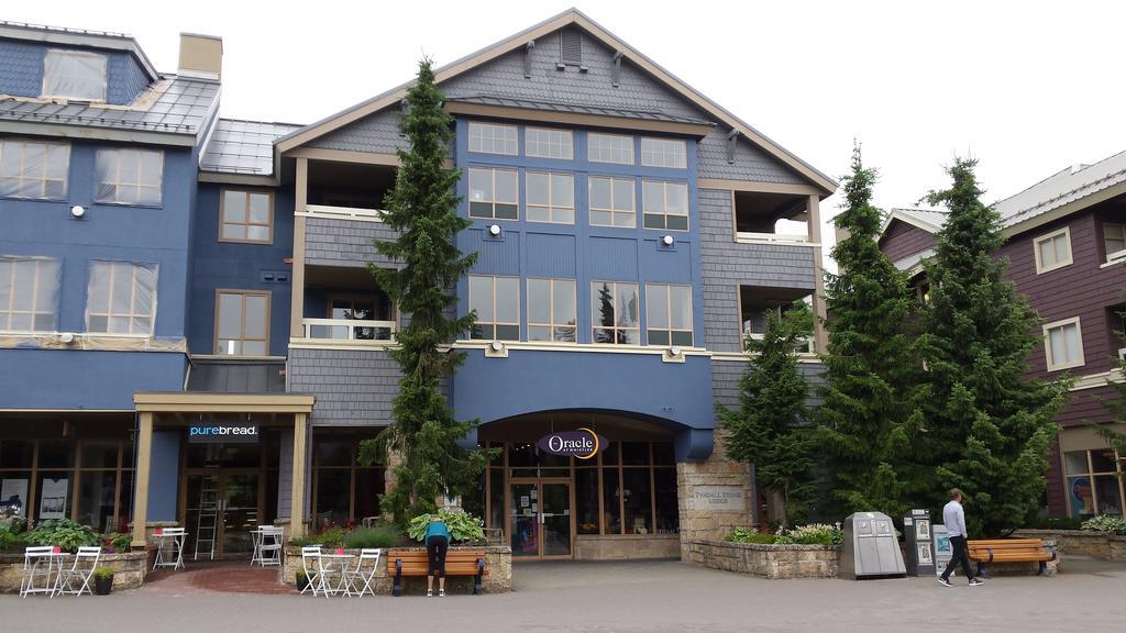 Tyndalstone Lodge 3 Bedroom In The Heart Of Village North Whistler Luaran gambar