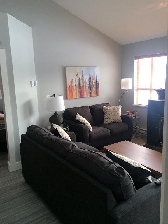 Tyndalstone Lodge 3 Bedroom In The Heart Of Village North Whistler Luaran gambar