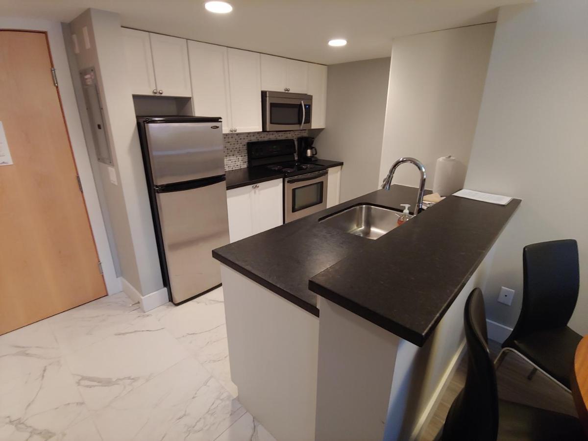 Tyndalstone Lodge 3 Bedroom In The Heart Of Village North Whistler Luaran gambar